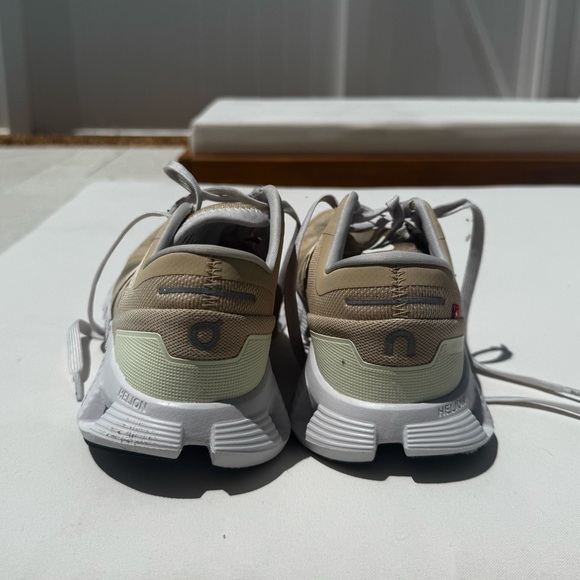 On Running Cloud X 3 Savannah/Frost Running Shoes 60.97789 Women’s Size 8.5 - Picture 7 of 16